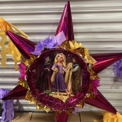 Tangled 3D Star Pinata
