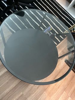 Glass round table