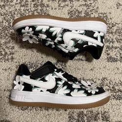 Nike Force 1 Low LV8 EasyOn Toddler Shoes (Black/Spring Green/Gum