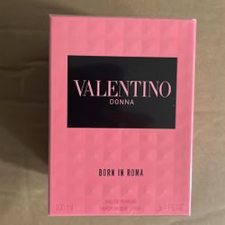Valentino Donna born in Roma de Parfum