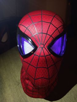 Red Web Hero x The Amazing Spider-Man 2 Mask + Gift Box **Blue & Red Light-Up Moving Eyes** Andrew Garfield Style