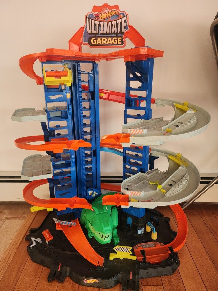 Hot Wheels Ultimate Garage