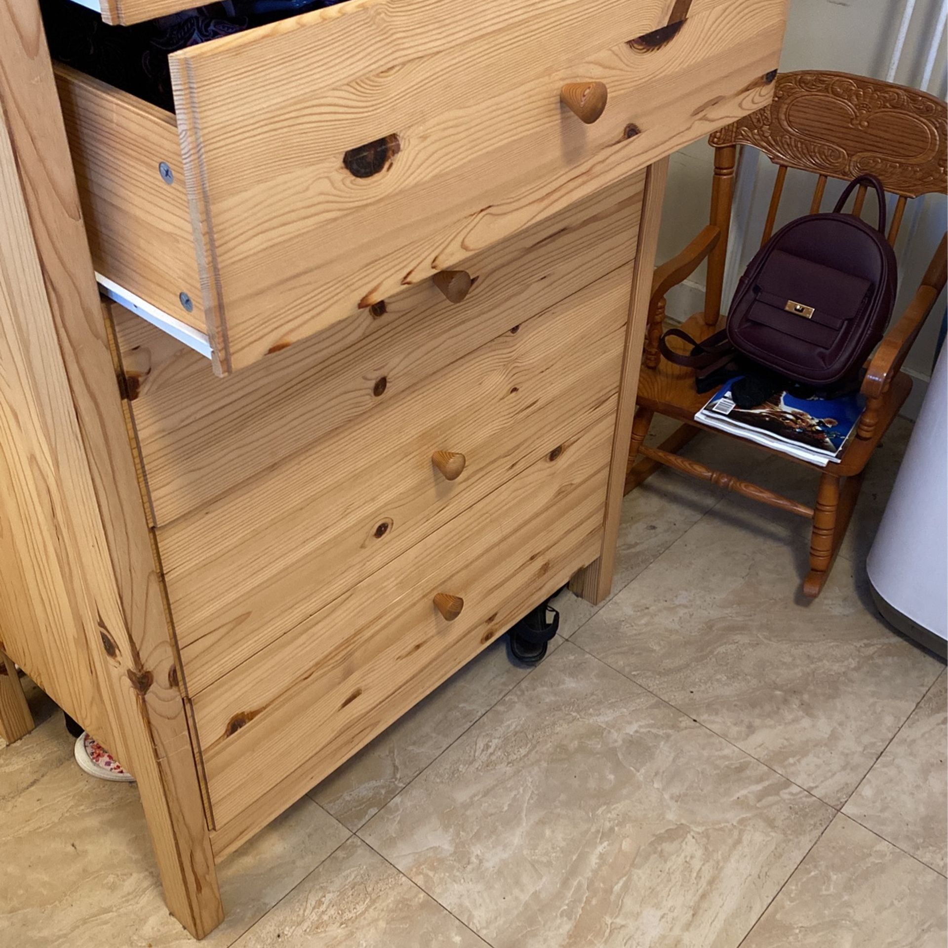Knotty Pine 5 Drawer Dresser for Sale in Waterbury, CT OfferUp