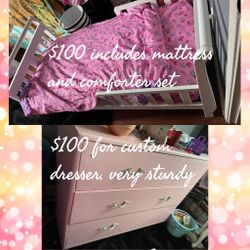 Toddler Bed / Dresser