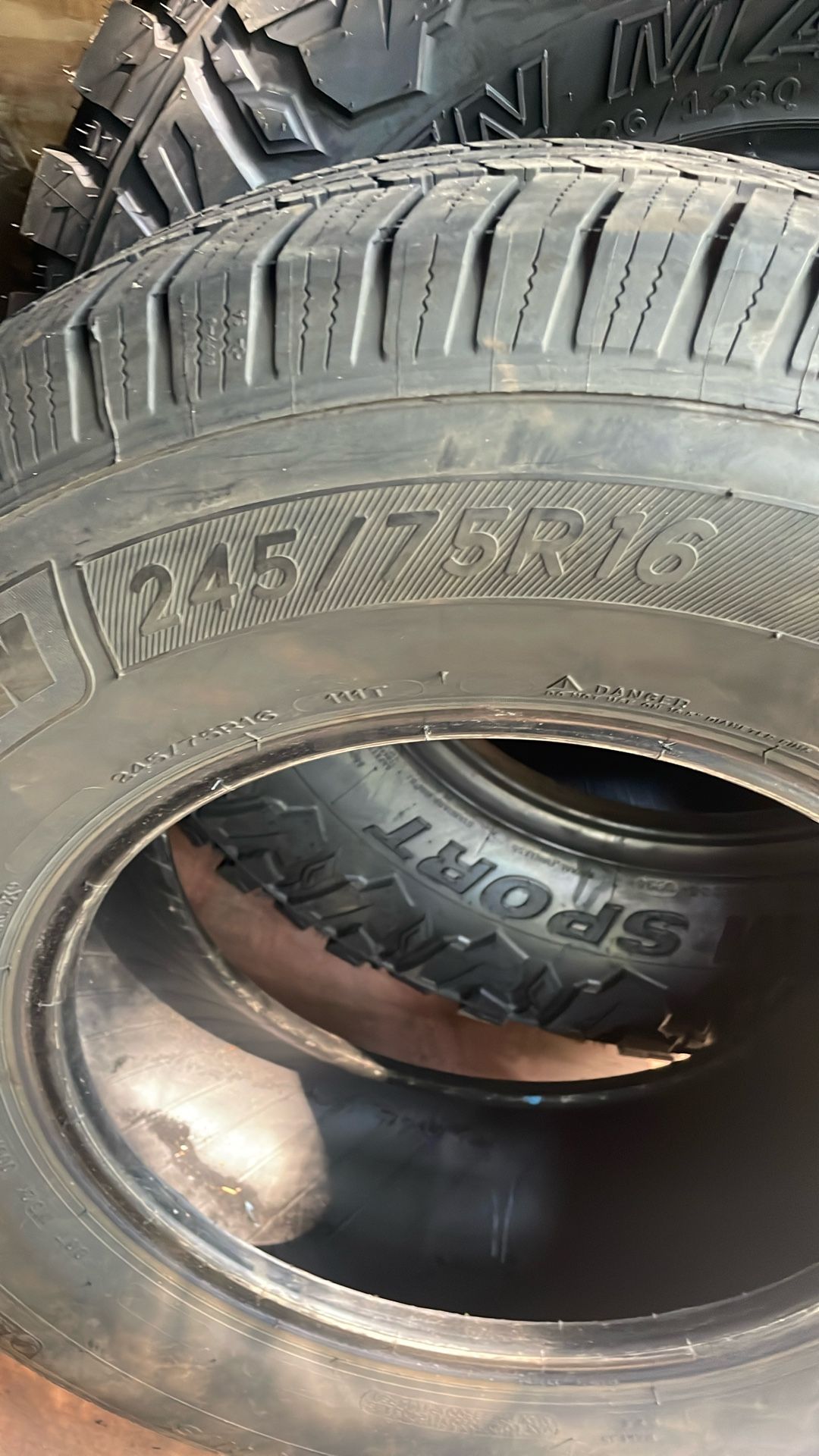 1 Tire 245/75/16