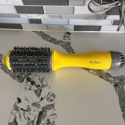 Dry brush by dry bar like new only used few times