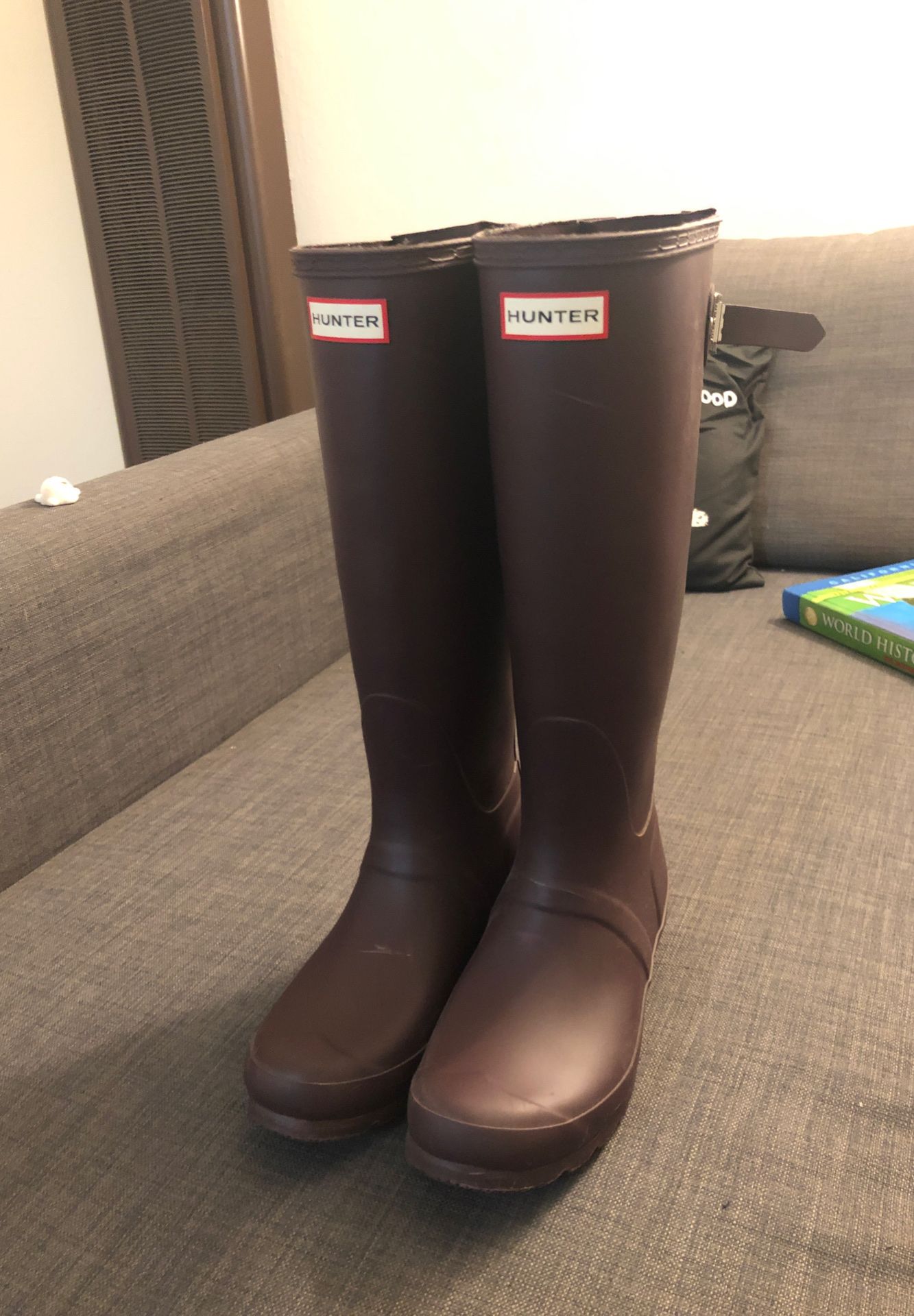 Hunter rain boot mid full calf size 7 W purple