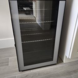 Indigo Wine Cooler 24 Bottles