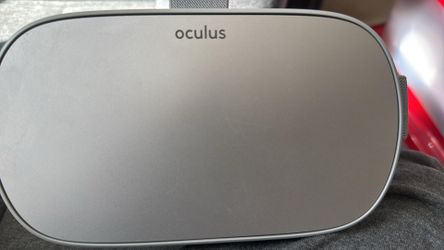 Oculus Go Standalone Virtual Reality Headset.