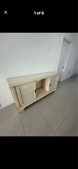 Coastal Sideboard / TV Stand - Antique White - Excellent Condition $225