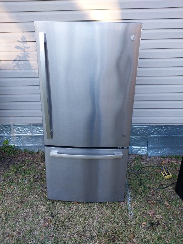 Ge Stainless Fridge