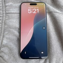 iPhone 15 Pro Max 