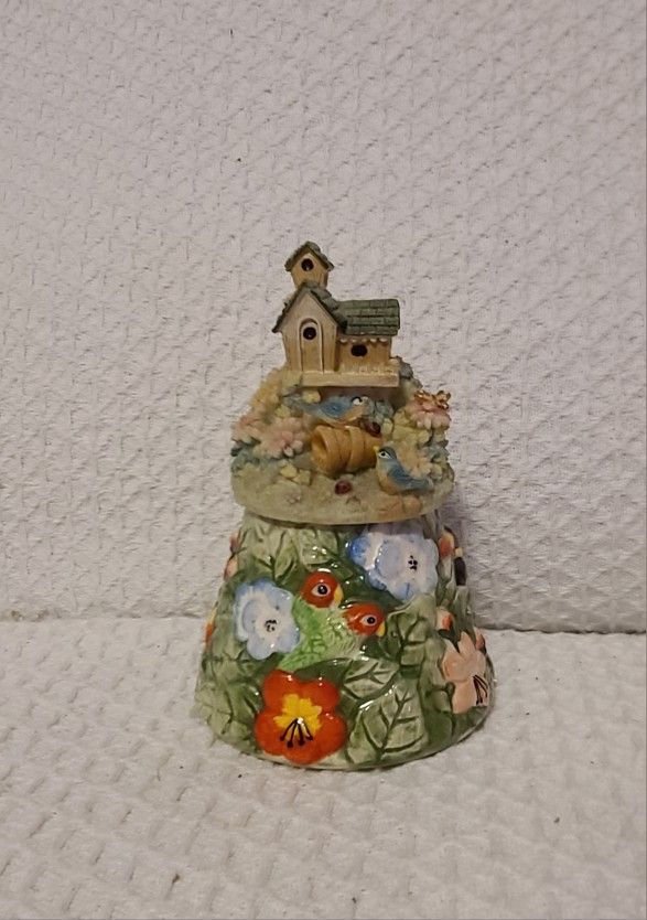 Yankee Candle Holder Tropical Birds Includes One Tea Light Candle 6" H X 4" W