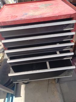 CRAFTSMAN TOOL BOX