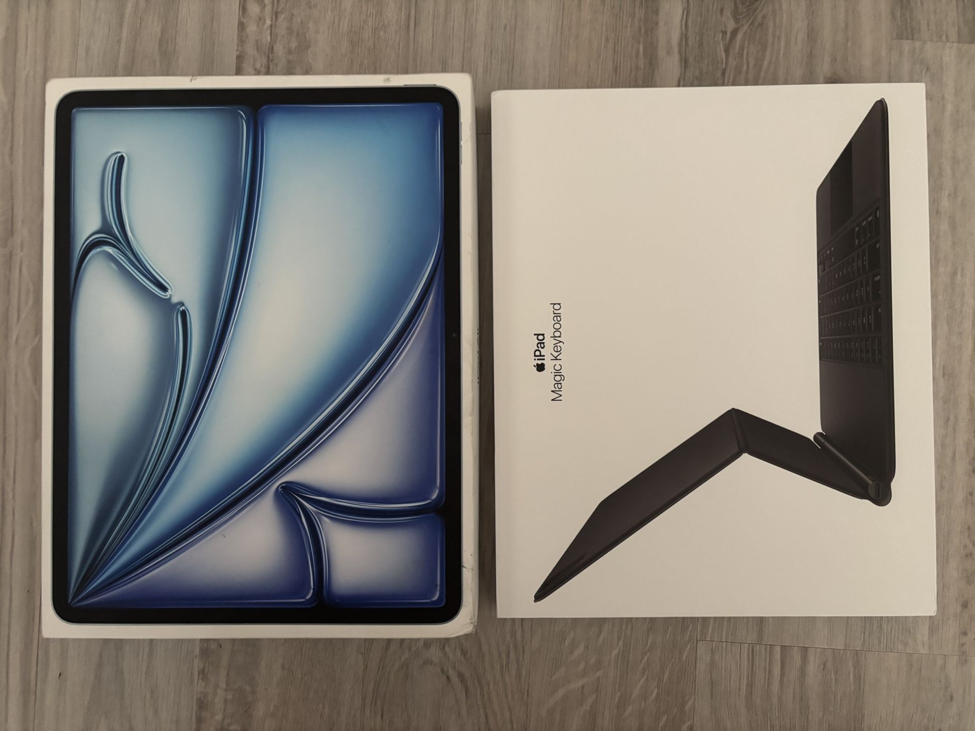 iPad Air M2 Cellular & Keyboard