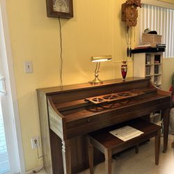 Schafer & Sons Upright Piano