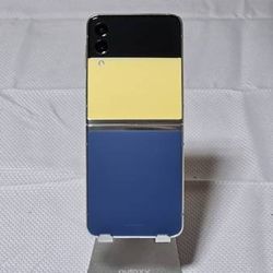 Samsung Galaxy Z Flip 3 5G Bespoke Edition (Factory Unlocked) 