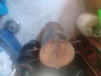 Smoker and cooker