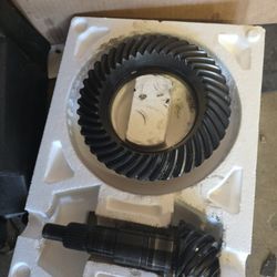 Pinion And Ring 4:10 Ratio 