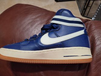 Nike AIR Force I Size 4.5 Youth