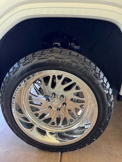 American Force Nova / Toyo RT Trail Package