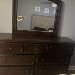 Elegant Wood Dresser with Mirror + Nightstand – Great Condition! 