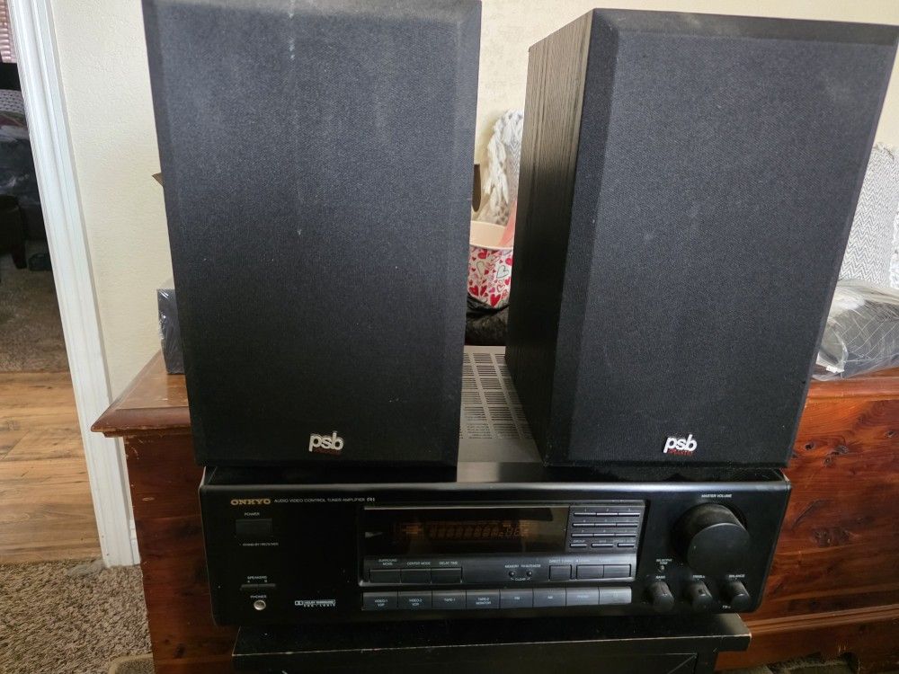 Onkyo Receiver + 2 Psb Speakers