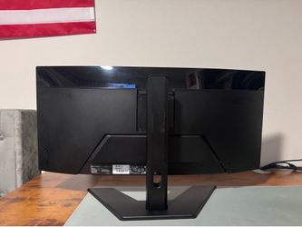 GIGABYTE Curved Ultrawide 21:9 Monitor 31-39.9 in HDMI Black