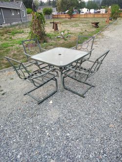 Table And Chairs Outdoor