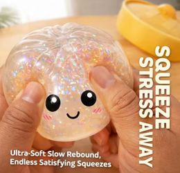 Squishy dumpling toy