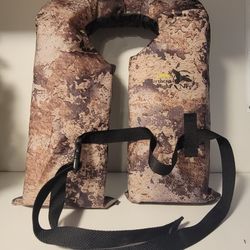 Brand New Cabela's Northern Flight TrueTimber Type II Adult Life Jacket