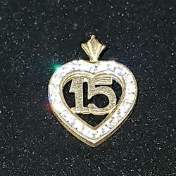 10k Gold Quinceañera Heart Pendant 15 