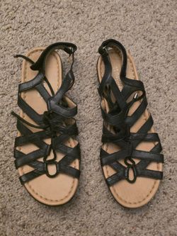 Black sandals sz 6.5