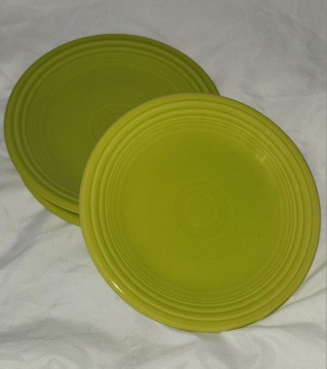 3 Fiestaware Green Avocado Lime Dinner Plates