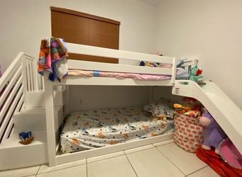 Max and Lily Low Bunk Bed