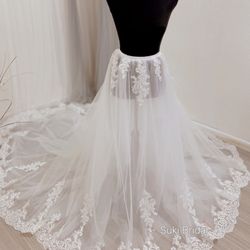 Ivory Detachable Train With Lace Trim (Custom)