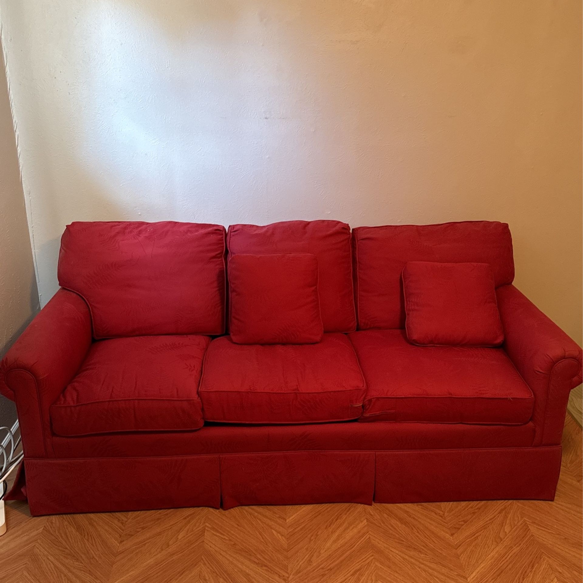 Ethan Allen Red Pullout Couch