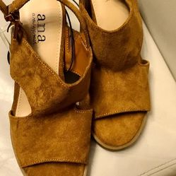 a.n.a Womens Daly Heeled Sandals Size 6.M Cognac

