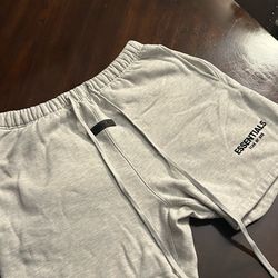 Fear Of God Essential Shorts White