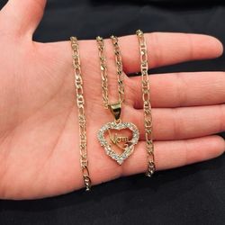 Mom Pendant W Chain