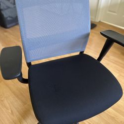SitOnIt Wit Mid Back Office Chair