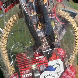 BBQ ~ Beer 🍺 Can Stand ~ Gift Basket 