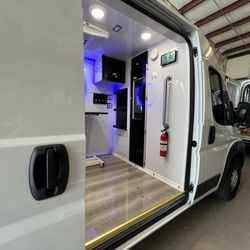 Pet Mobile 