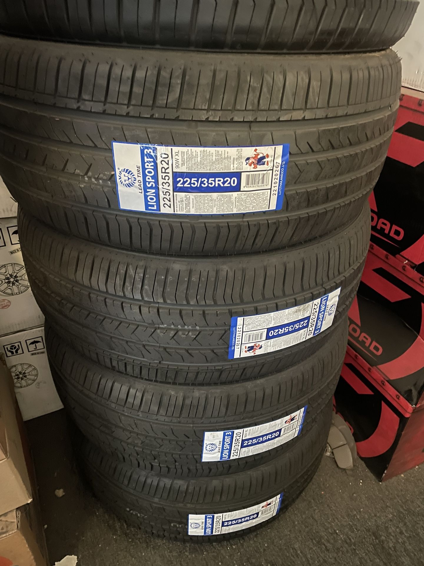 225-35-20 New Tires 25,000 Mileage Warranty $382/Set 💰