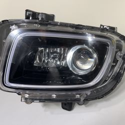 2020 2021 2022 Hyundai Venue Left Driver Side LED Headlight ORIGINAL