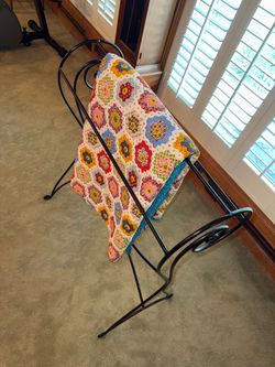 Vintage Black Wrought Iron Quilt Rack Blanket Holder Stand Scroll Design