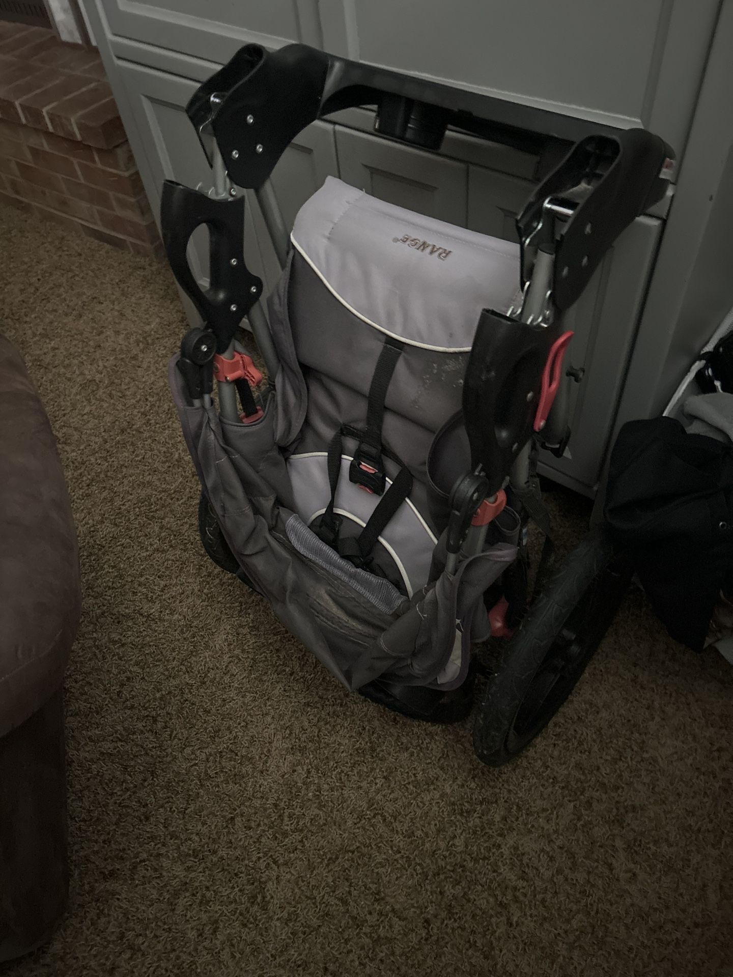 Baby Trend Range Stroller/jogger.