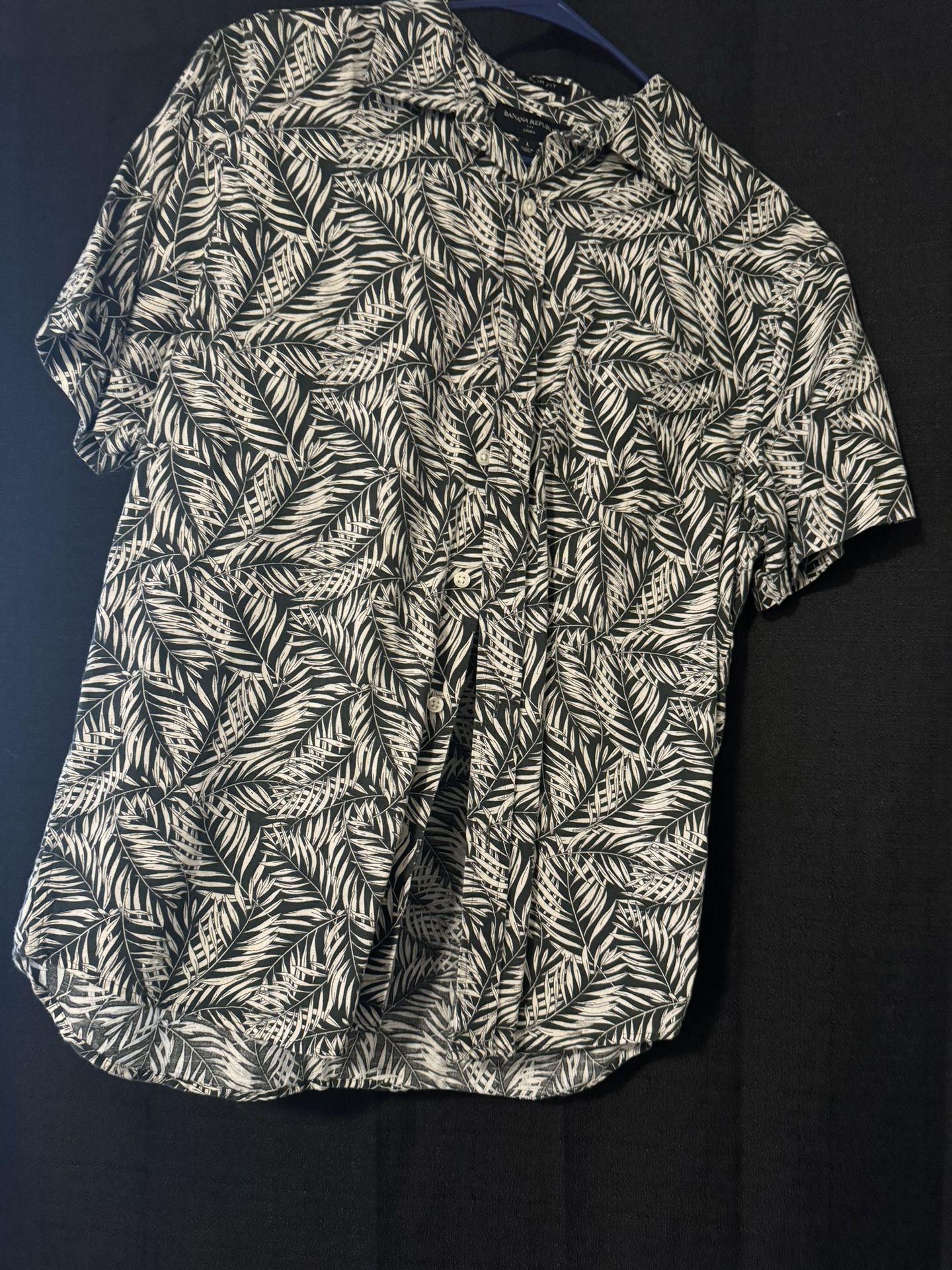 Banana Republic Button Up