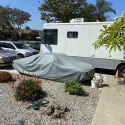 1999 Winnabago X-ray Vechile