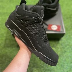 Jordan 4 Retro ‘Black Cat’  Size: 12M/13.5W